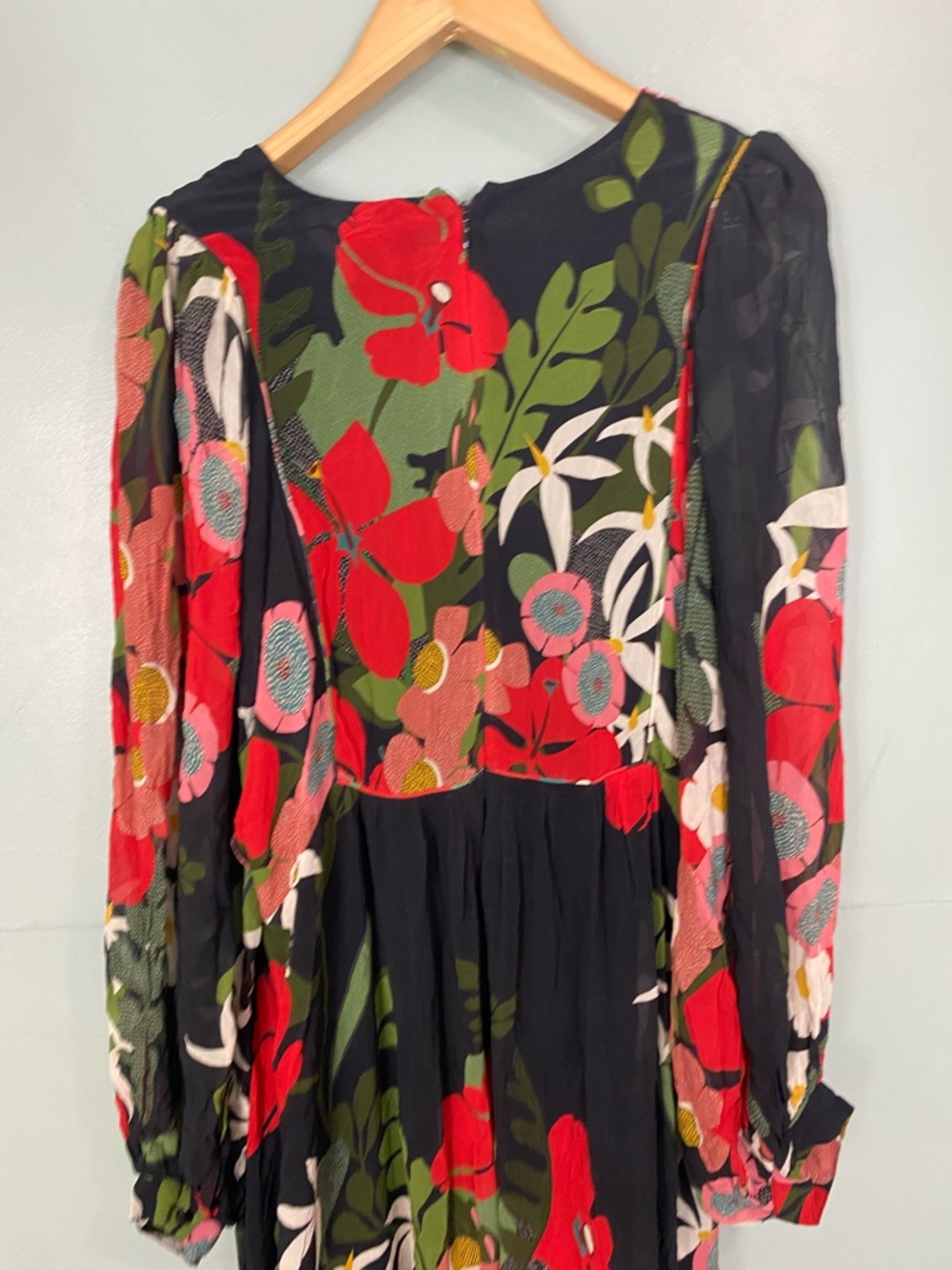 Farm Rio Anthropologie Long Sleeve V Neck Floral Maxi Dress Medium - Picture 6 of 8